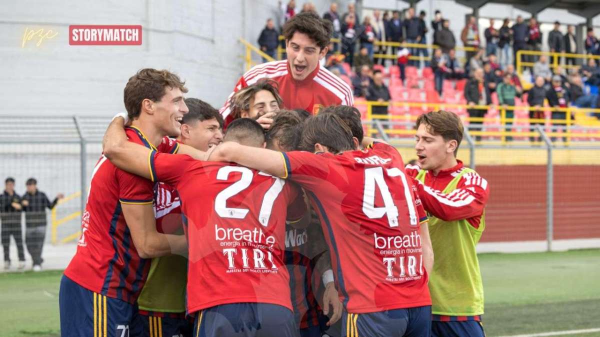 Potenza, esultanza di squadra (credit: Potenza Calcio, Nicola Remollino) - www.lacasadic.com