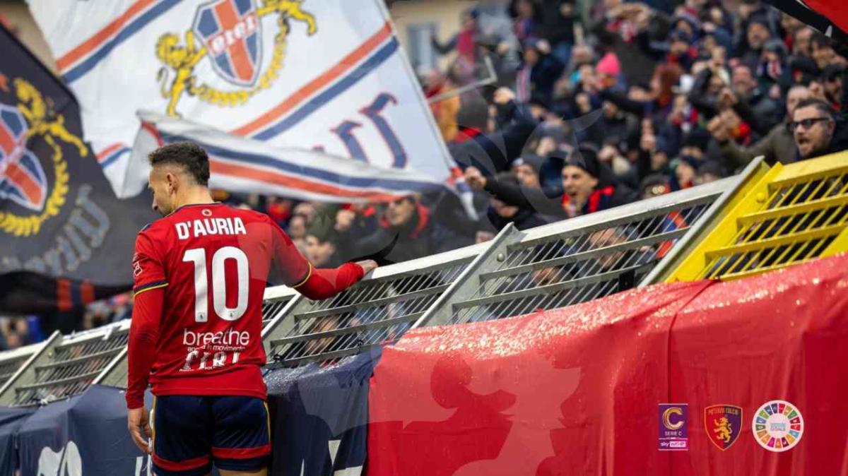 Il Napoli, i tatuaggi, il Potenza. D’Auria: “Vogliamo vincere la Coppa Italia e i playoff"