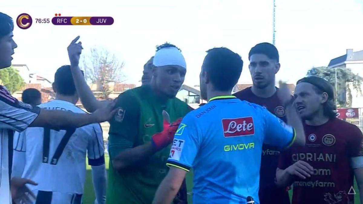 Espulsione di Anacaoura contro la Juventus Next Gen - www.lacasadic.com
