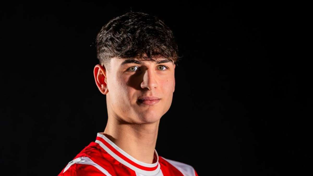 Alessandro Rizza con la maglia della Vis Pesaro (Credit:Vis Pesaro 1898)/www.lacasadic.com