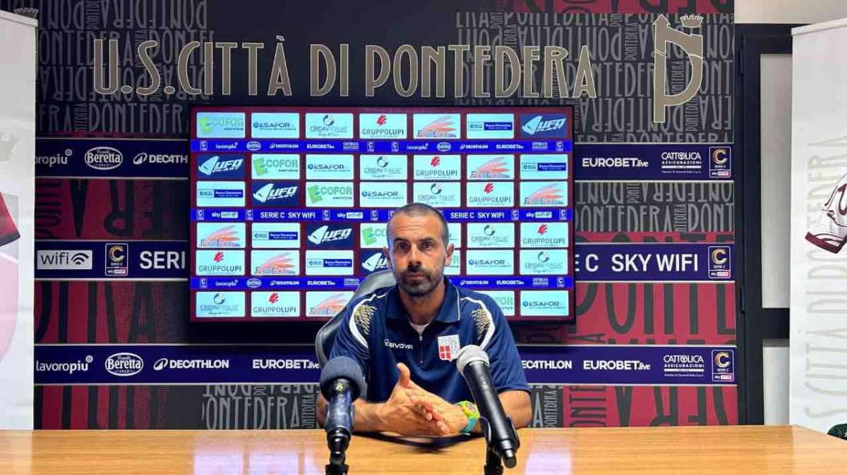 Filippo D'Alesio in conferenza stampa 