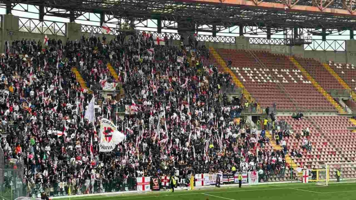 I tifosi del Padova a Trieste, www.lacasadic.com