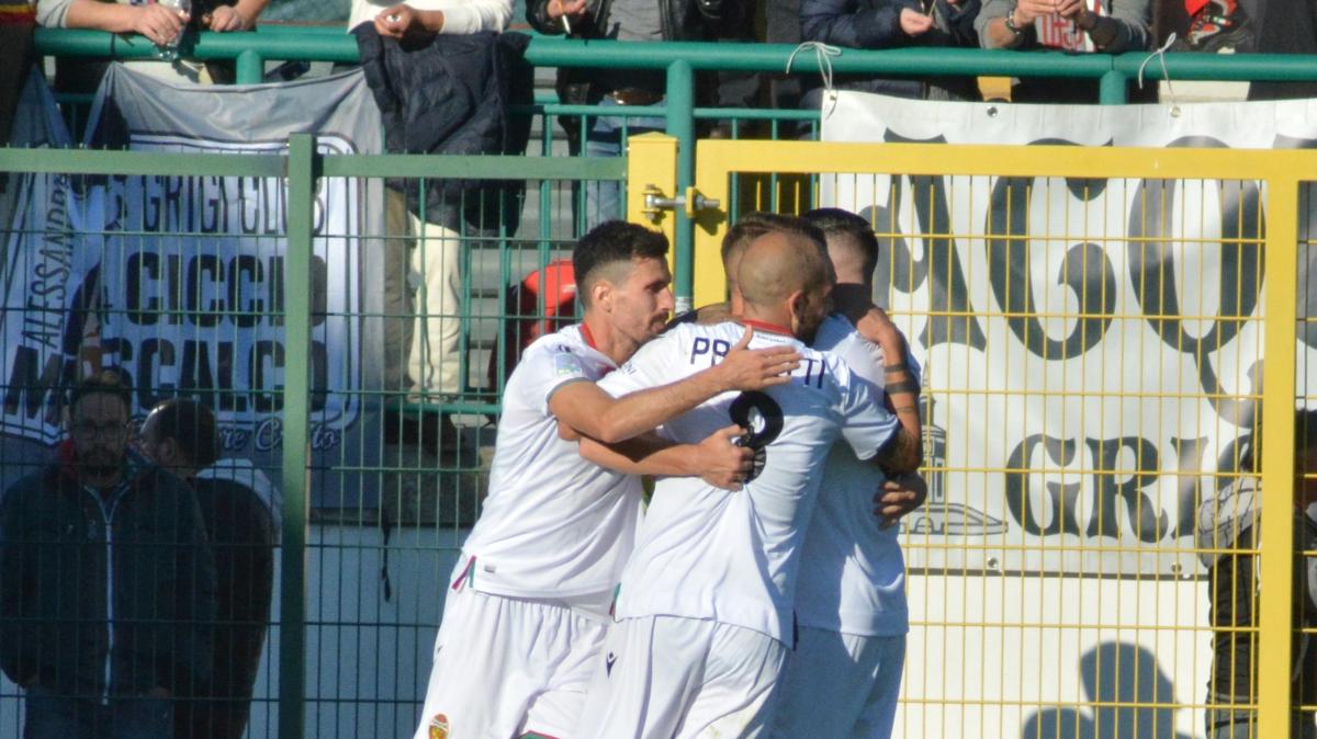 Ternana-Forlì: scontro di ambizioni nel posticipo del "Liberati"