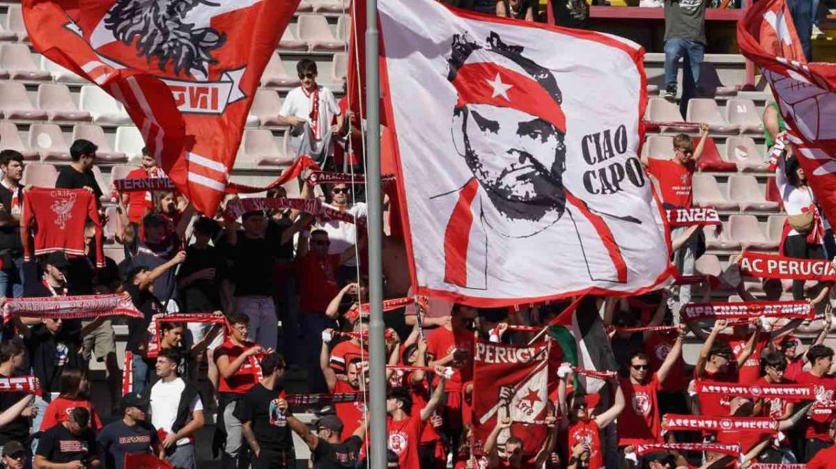 Tifosi Perugia CREDIT IMAGO www.lacasadic.com