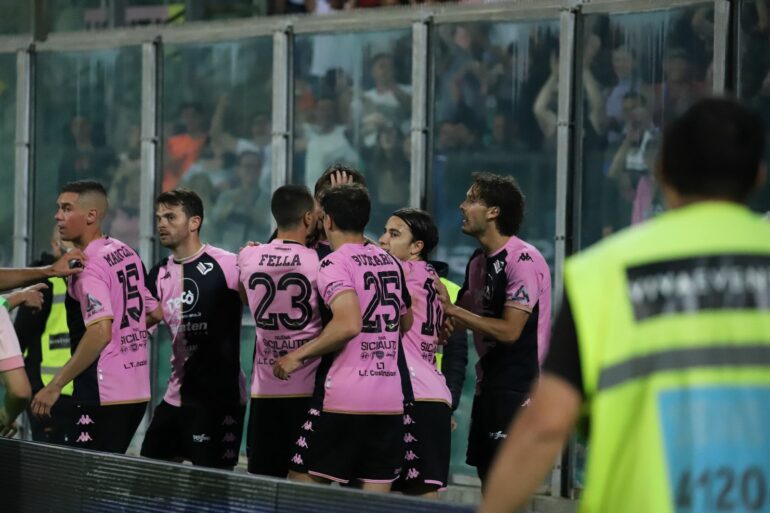 Finale playoff Serie C - Floriano regala il primo round al Palermo