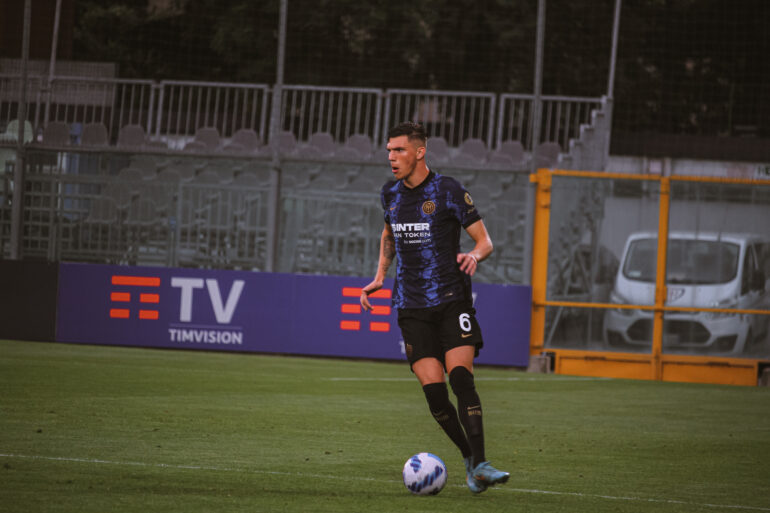 Franco Carboni verso il Verona: chi è il terzino scuola Catania e Inter Franco Carboni
