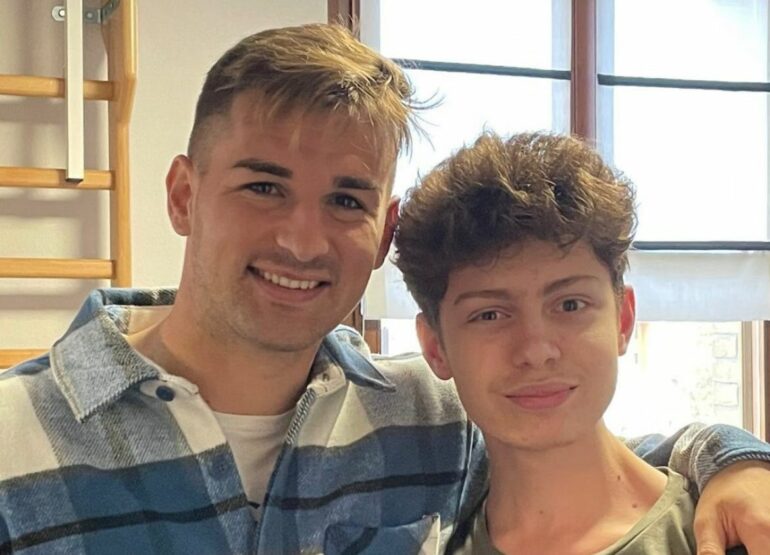 La visita a Matteo e il gol più bello di Kabashi: “Contento di averlo fatto sorridere” Kabashi-Reggiana