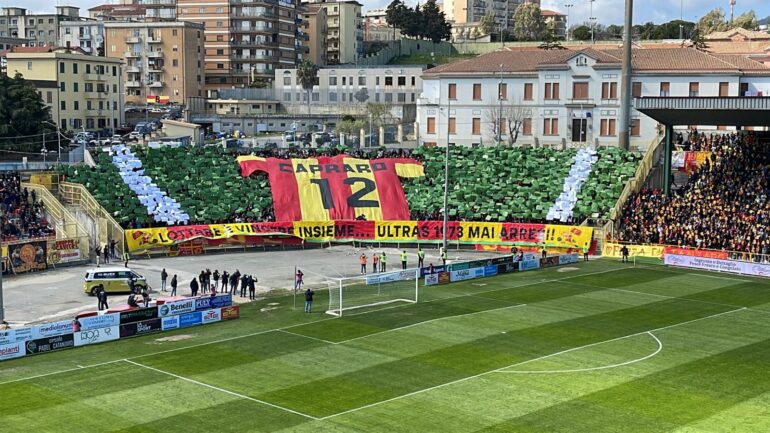 Catanzaro-Foggia oggi, Sky, DAZN o Eleven? Dove vederla in TV o in streaming Catanzaro premiazione