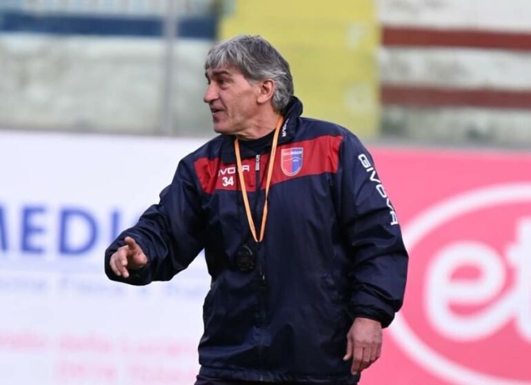 Gelbison Crotone, oggi, Sky, Dazn o Eleven? Dove vederla in tv o streaming Galderisi allenamento