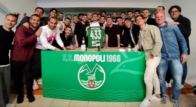 Monopoli, Piccinni si ritira citando gli 883: “Non ho nessun rimpianto e nessun rimorso”