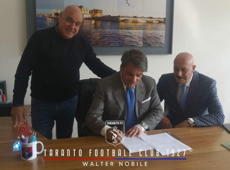 Taranto rinnovo Capuano firma