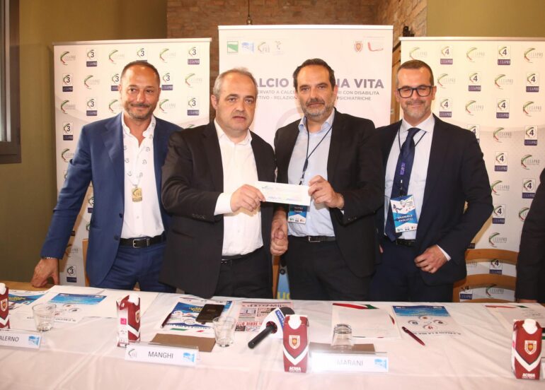 Lega Pro, il presidente Marani sostiene l’Emilia Romagna: donato assegno da 40.000€ lega pro