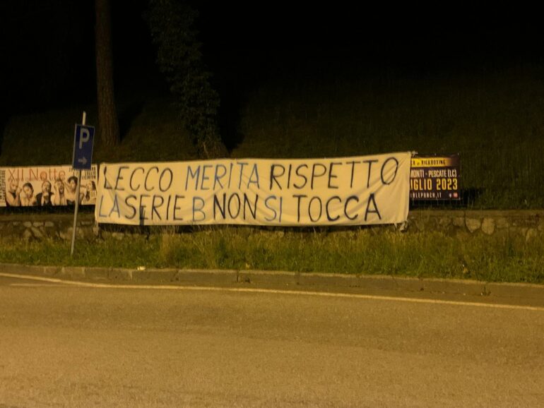 Lecco striscione