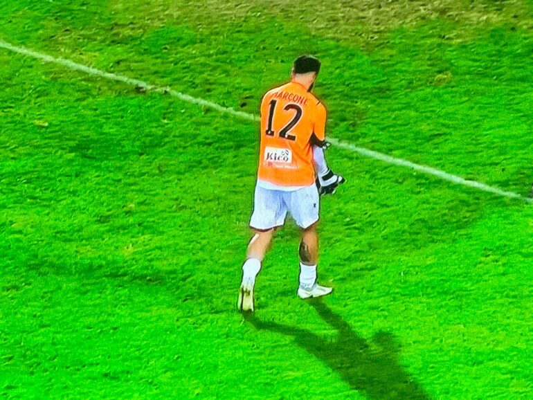 Sorrento, La Monica centrocampista-portiere per una notte I VIDEO