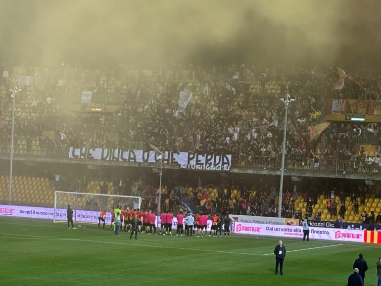 curva Benevento cdc