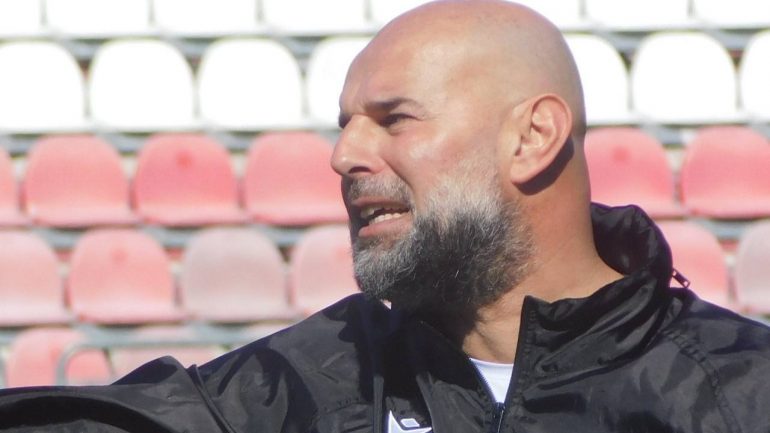 L'allenatore della Vis Pesaro Roberto Stellone