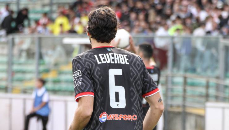Leverbe con la maglia del Vicenza