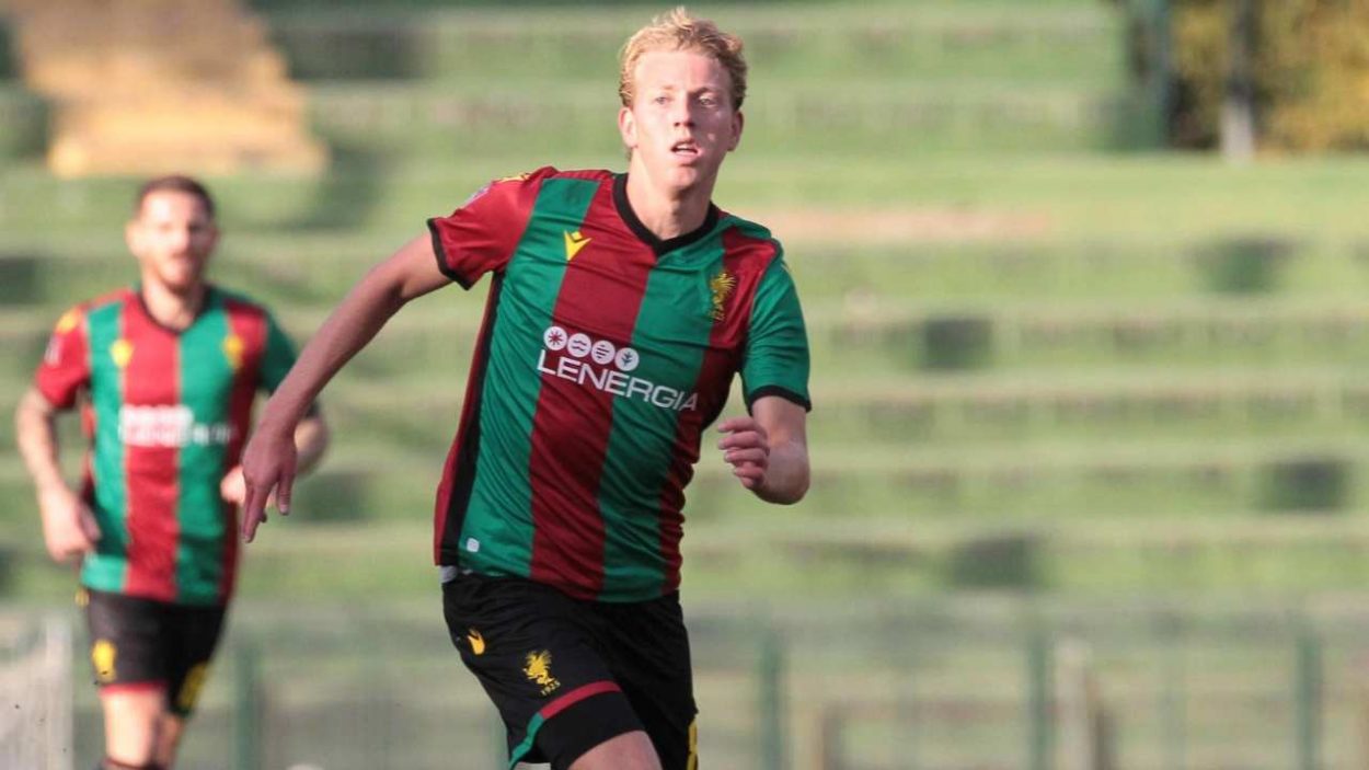 De Boer con la maglia della Ternana
