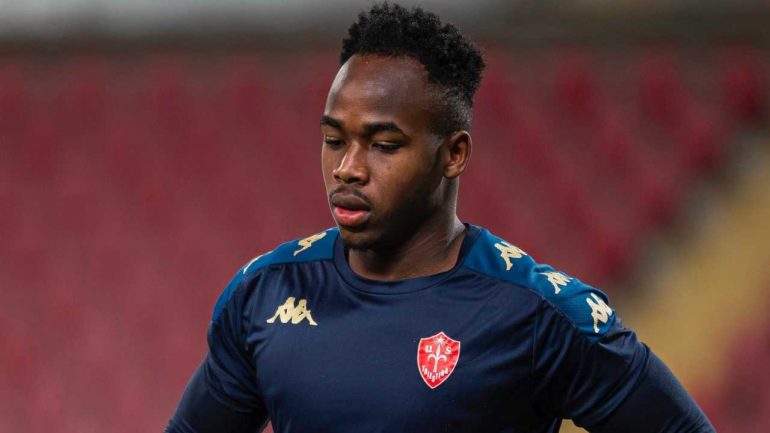 Madou Diakite con la maglia della Triestina, credit Triestina | lacasadic.com
