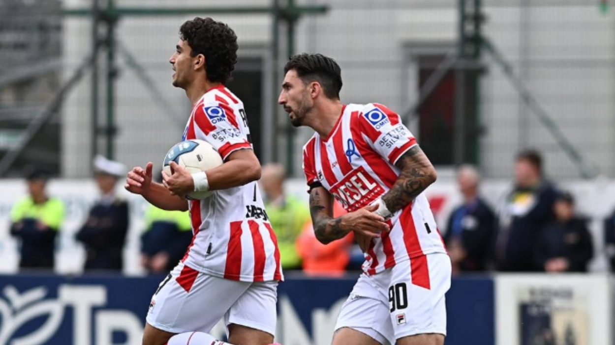Nicola Rauti e Claudio Morra del Vicenza (Credit_ LR Vicenza) _ www.lacasadic.com
