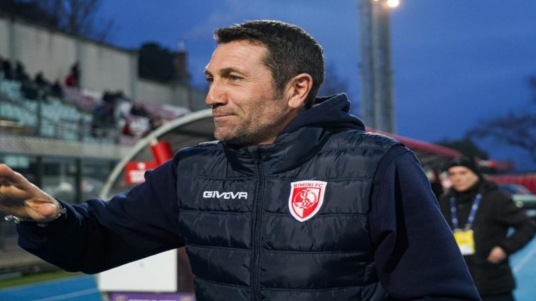 Antonio Buscé, allenatore del rimini - credit: Rimini Football Club - www.lacasadic.com