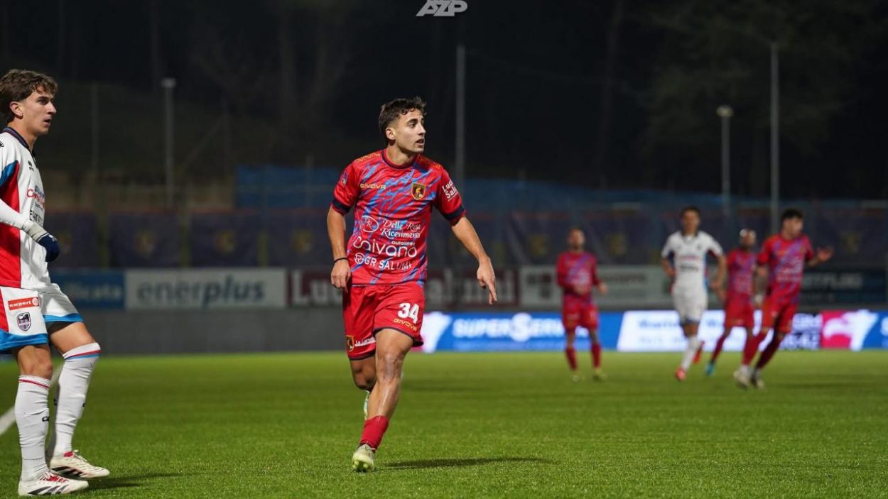 Maselli con la maglia del Picerno