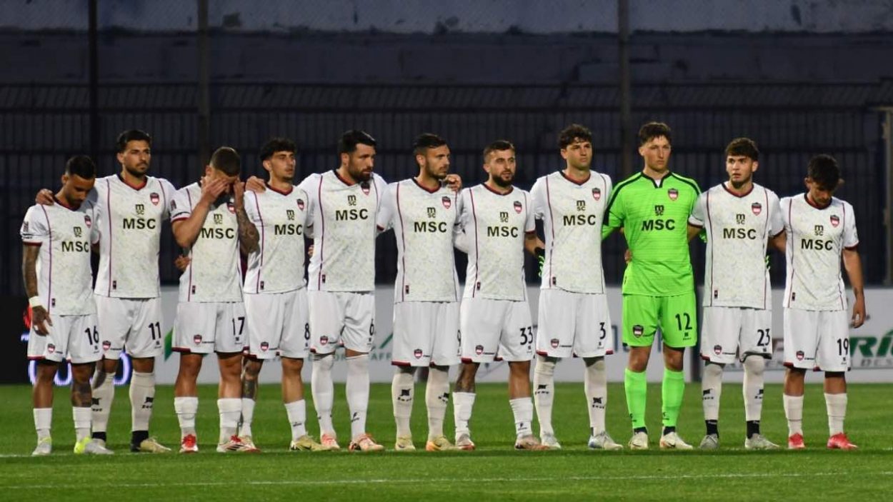 Sorrento squadra (credit Sorrento)/ www.lacasadic.com