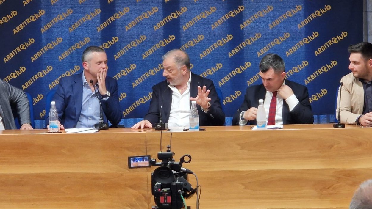 Il presidente dell'Arezzo Guglielmo Manzo