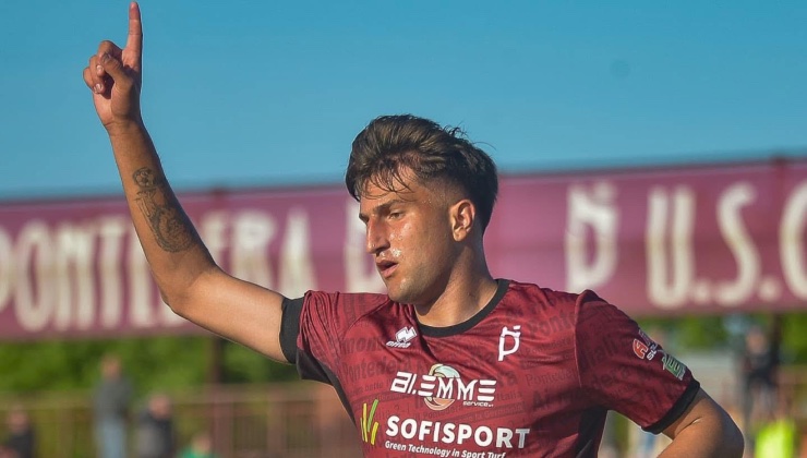 Giacomo Corona esulta dopo un gol / Credit: US Città di Pontedera