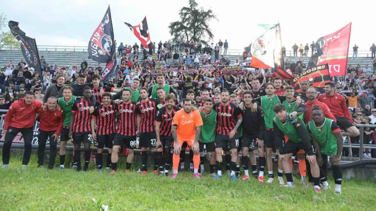 La squadra della Lucchese / Credit: Maurizio Silva-Gazzetta Lucchese
