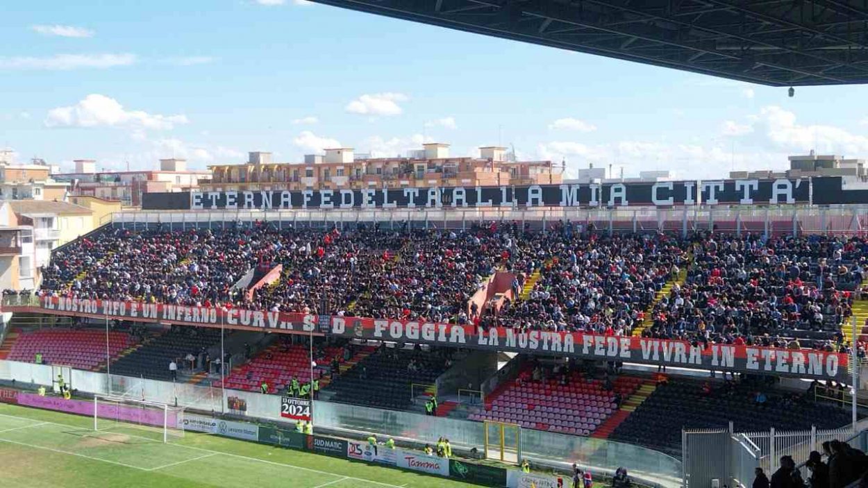 Foggia-Messina, la curva dello Zaccheria