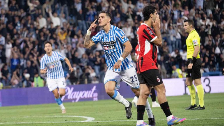 Molina con la maglia della Spal, Credit Foto: SPAL (Damiano Fiorentini) | lacasadic.com