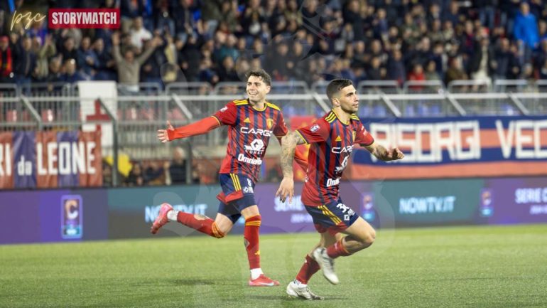 Luca Petrungaro esulta dopo il gol contro il Picerno (credit: Potenza Calcio) - www.lacasadic.com