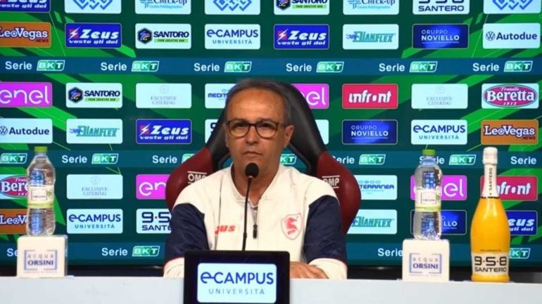 L'allenatore della Salernitana Marino