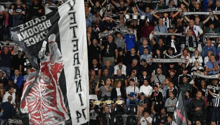 Tifosi Ascoli credi Ascoli/www.LacasadiC.com