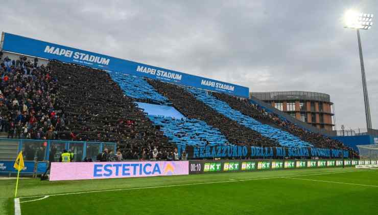 Tifosi del Pisa in trasferta al Mapei Stadium, Credit Imago | lacasadic.com