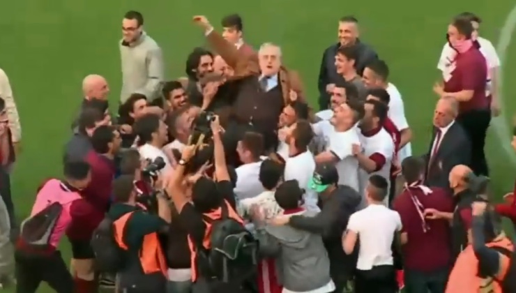 La festa della Salernitana nella stagione 2014-15, screen / www.lacasadic.com