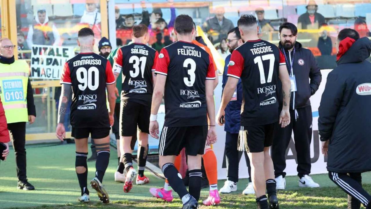 La squadra del Foggia rientra negli spogliatoi