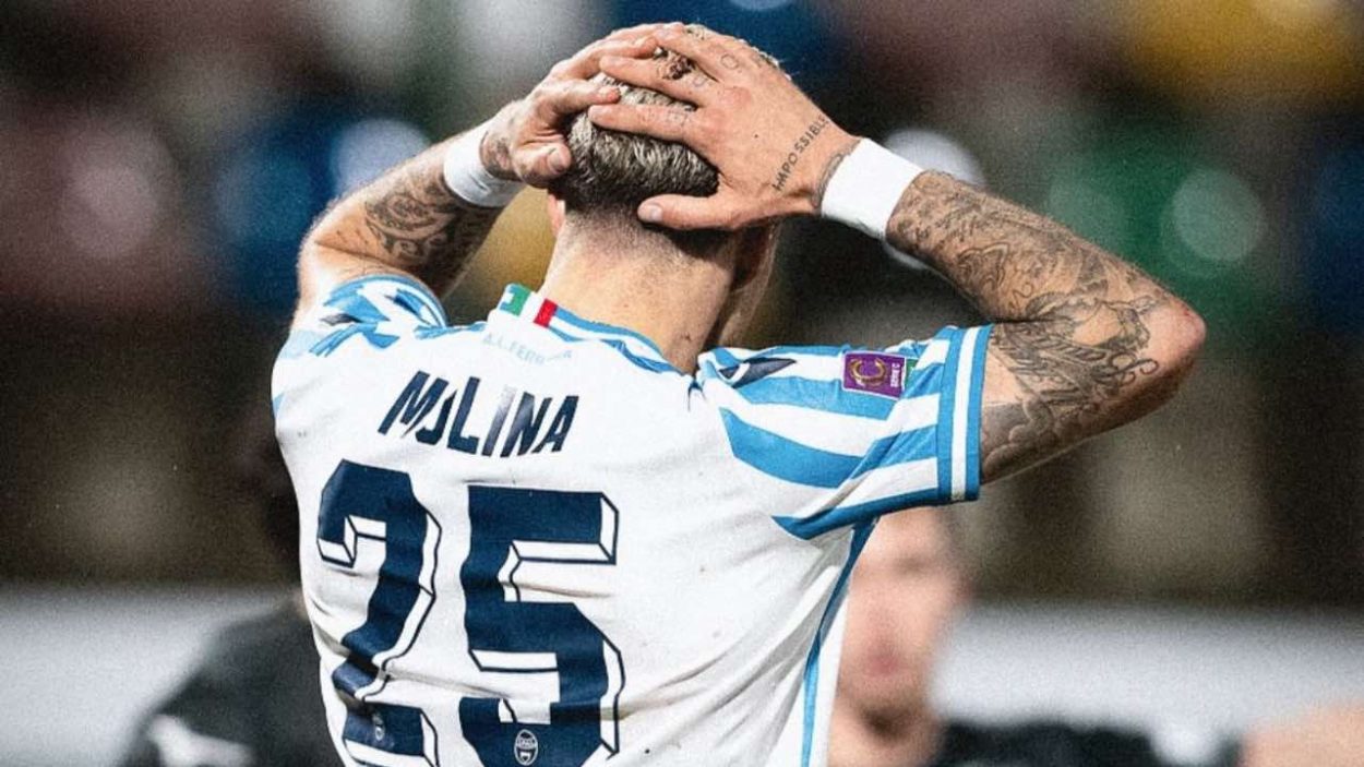 Molina con la maglia della SPAL, credit: fb SPAL / www.lacasadic.com