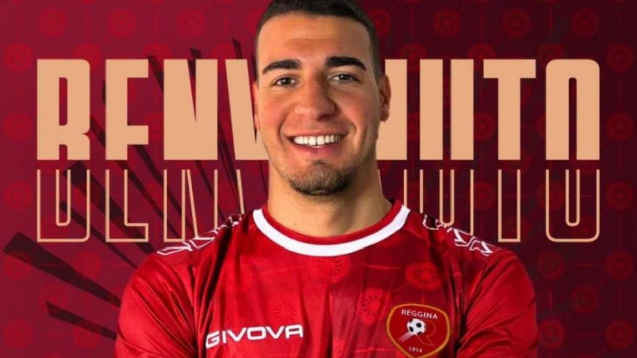 Thiago Capomaggio con la maglia della Reggina, crediti Reggina Calcio, www.lacasadic.com