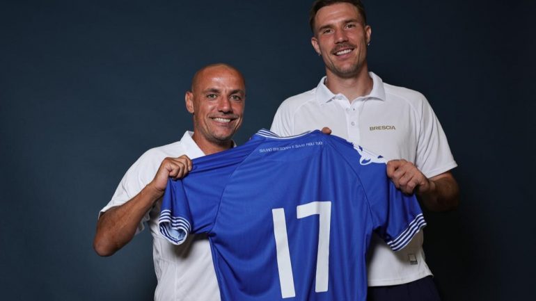 Tommy Maistrello con la maglia dell'Union Brescia - Credits: Union Brescia - www.lacasadic.com