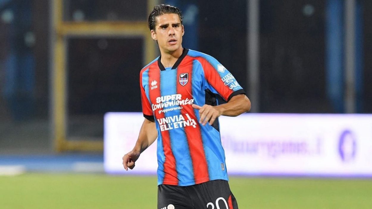 Corbari con la maglia del Catania, Crediti Catania FC