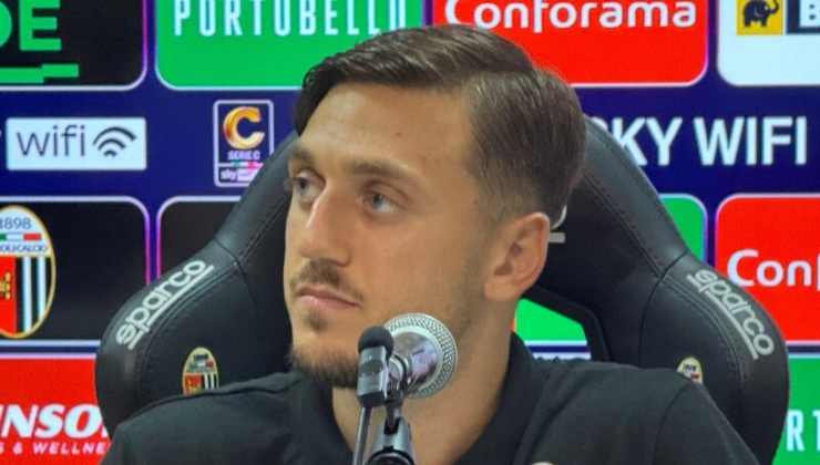 Del Sole in conferenza stampa