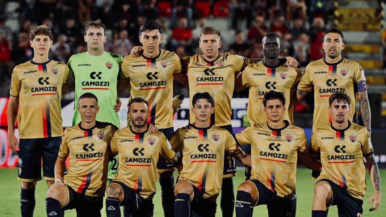 Foto di squadra del Lumezzane (Credit_ Lumezzane)