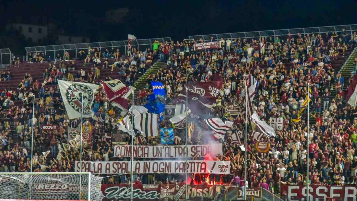 La Curva dell'Arezzo (Credit. S.S. Arezzo)