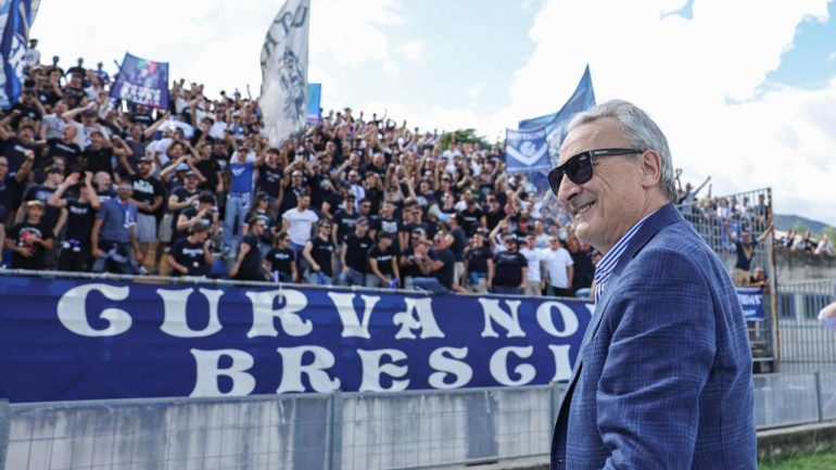 Pasini con i tifosi Credit_ Union Brescia - www.lacasadic.com