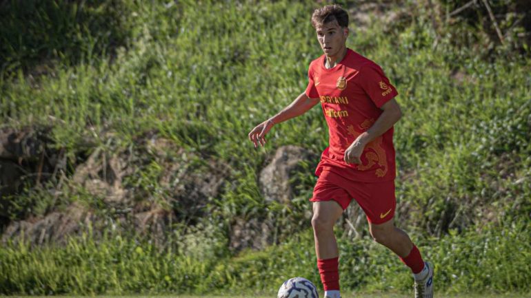 Lorenzo Da Pozzo con la maglia del Ravenna (credit: Ravenna FC) - www.lacasadic.com