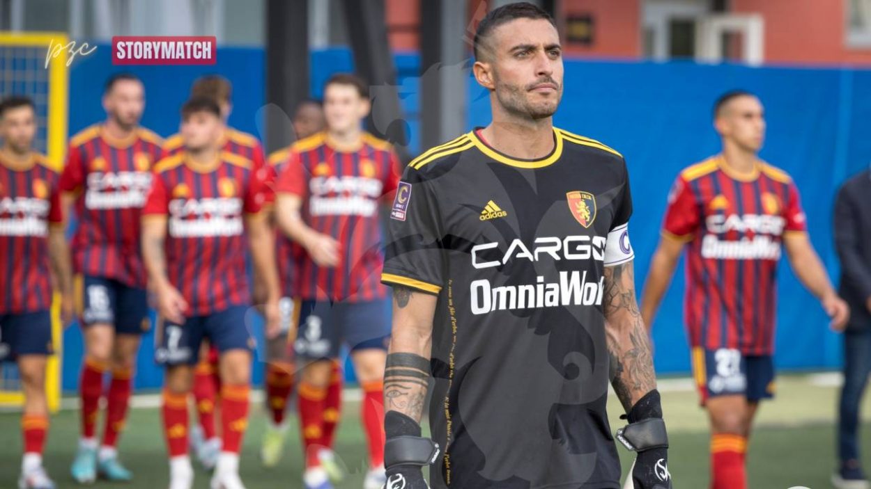Fabrizio Alastra con la maglia del Potenza (credit: Potenza Calcio) - www.lacasadic.com