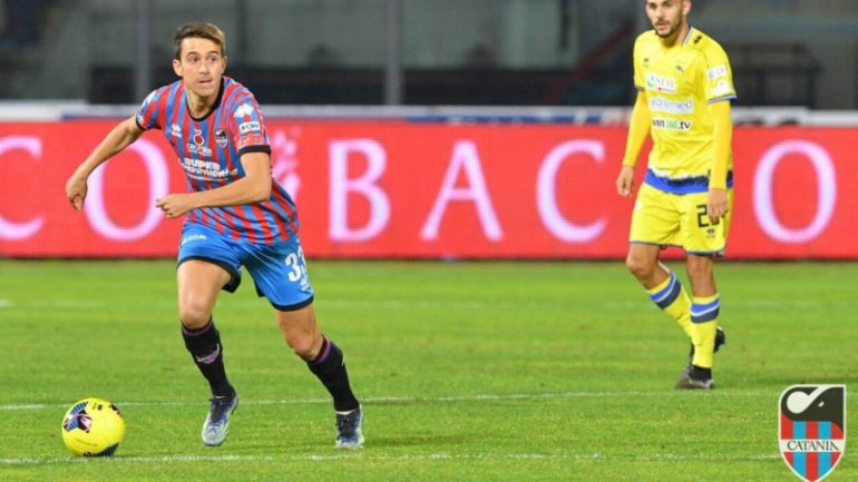 zammarini in azione con la maglia del catania