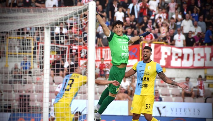 Il portiere dell'Arzignano Manfrin